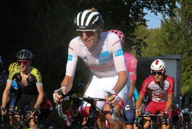 Pogacar vince 17^ tappa del Tour e recupera 4″ a Vingegaard