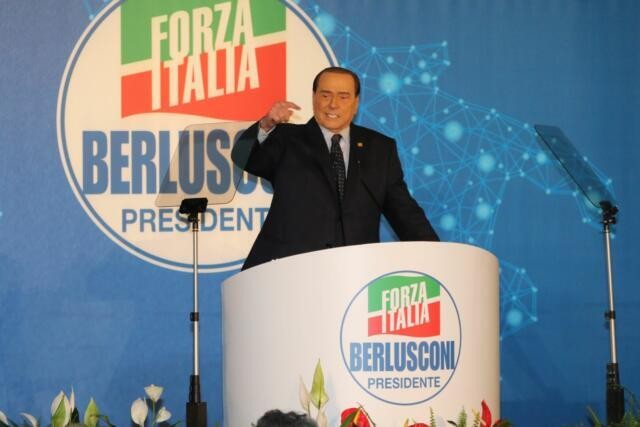 Immigrazione, Berlusconi “Dl predisposto da governo in giusta direzione”
