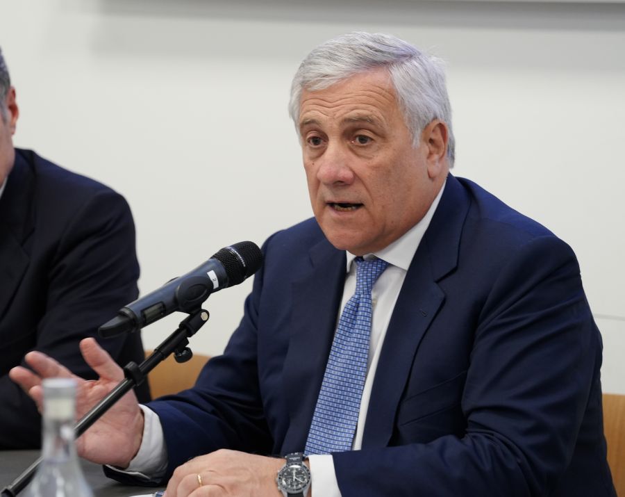 Medio Oriente, Tajani “Al lavoro per evitare un’escalation”