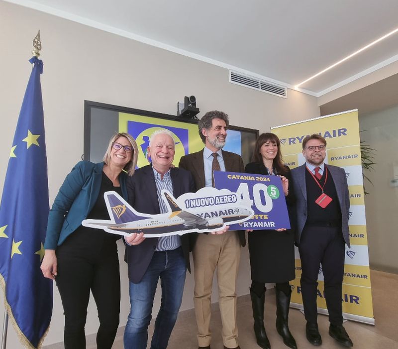 Ryanair, 650 voli e un aereo in più per operativo estivo su Catania